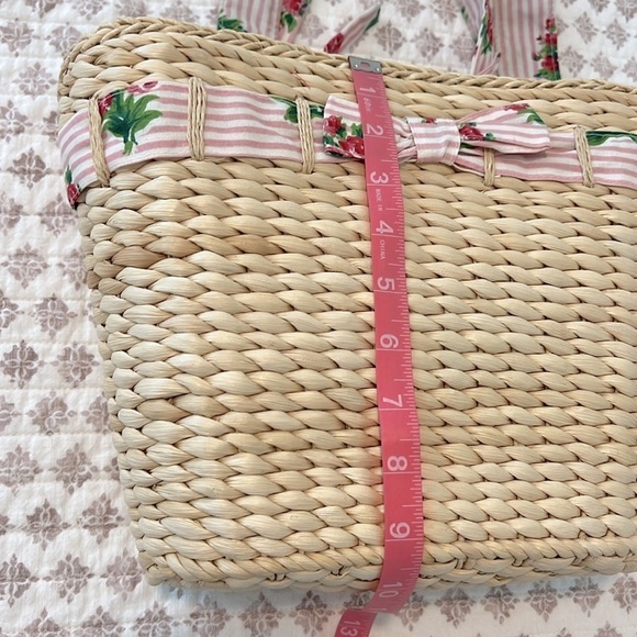 Laura Ashley Vintage Straw Tote Shoulder Bag Pink White Floral Stripe Bow Detail - Picture 6 of 17